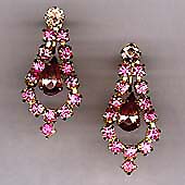 a beautiful VINTAGE COSTUME ESTATE ANTIQUE JEWELRY EARRINGS unsigned