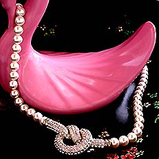 a beautiful vintage costume jewelry choker necklace unsigned