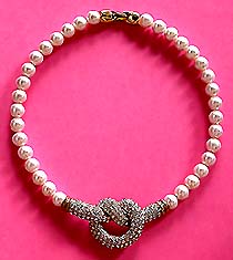a beautiful vintage costume jewelry choker necklace unsigned