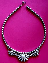 a beautiful vintage costume jewelry choker necklace unsigned
