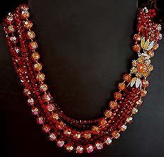 a beautiful vintage costume jewelry Juliana necklace