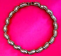 a beautiful vintage costume jewelry Juliana necklace