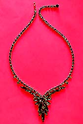 a beautiful vintage costume jewelry Juliana necklace