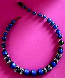 a beautiful vintage costume jewelry Juliana necklace