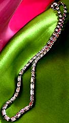 a beautiful vintage costume jewelry choker necklace unsigned