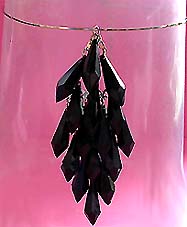 a beautiful vintage costume jewelry choker necklace unsigned