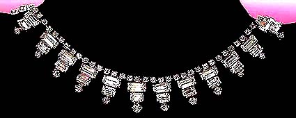 a beautiful vintage costume jewelry necklace unsigned