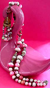 a beautiful vintage costume jewelry Juliana necklace