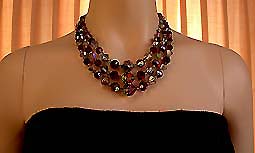 a beautiful vintage costume jewelry Juliana necklace