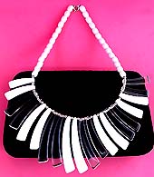 a beautiful vintage costume jewelry Juliana necklace