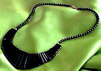 a beautiful vintage costume jewelry Juliana necklace