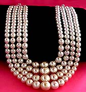 a beautiful vintage costume jewelry choker necklace unsigned