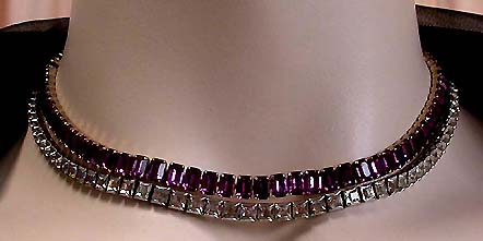 a beautiful vintage costume jewelry necklace unsigned
