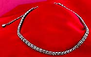 a beautiful vintage costume jewelry choker necklace unsigned
