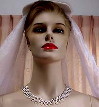 a beautiful vintage costume jewelry choker necklace unsigned