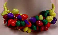 a beautiful vintage costume jewelry Juliana necklace
