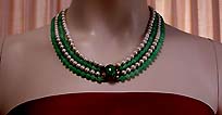 a beautiful vintage costume jewelry Juliana necklace