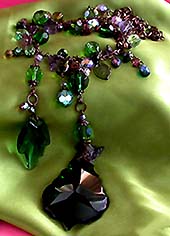 a beautiful vintage costume jewelry Juliana necklace