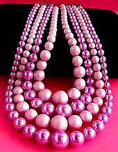 a beautiful vintage costume jewelry Juliana necklace