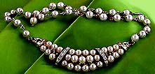 a beautiful vintage costume jewelry Juliana necklace