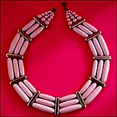 a beautiful vintage costume jewelry Juliana necklace