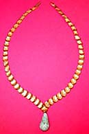 a beautiful vintage costume jewelry necklace Kramer