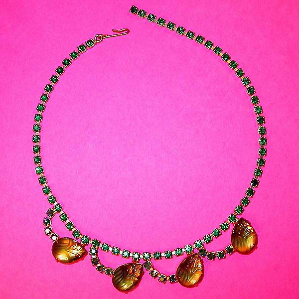 a beautiful vintage costume jewelry necklace Juliana