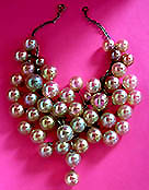 a beautiful vintage costume jewelry Juliana necklace