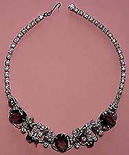 a beautiful vintage costume jewelry Juliana necklace
