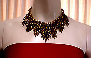 a beautiful vintage costume jewelry Juliana necklace