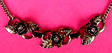 a beautiful vintage costume jewelry necklace