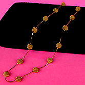 a beautiful vintage costume jewelry necklace