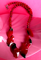 a beautiful vintage costume jewelry Juliana necklace