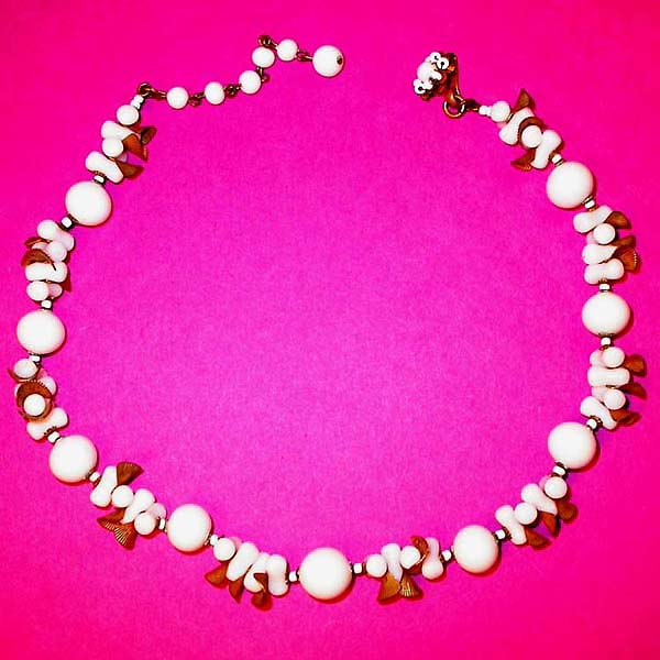 a beautiful vintage costume jewelry necklace Miriam Haskell