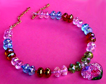 a beautiful vintage costume jewelry necklace