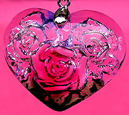 a beautiful vintage costume jewelry necklace