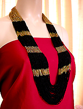 a beautiful vintage costume jewelry necklace
