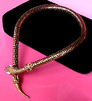 a beautiful vintage costume jewelry necklace