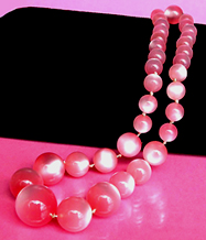 a beautiful vintage costume jewelry necklace