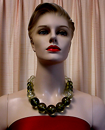 a beautiful vintage costume jewelry necklace