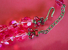 a beautiful vintage costume jewelry necklace