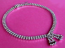 a beautiful vintage costume jewelry necklace