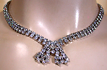 a beautiful vintage costume jewelry necklace