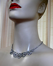 a beautiful vintage costume jewelry necklace