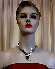 a beautiful vintage costume jewelry necklace