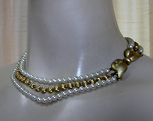 a beautiful vintage costume jewelry necklace
