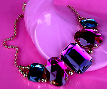 a beautiful vintage costume jewelry necklace
