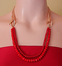 a beautiful vintage costume jewelry necklace