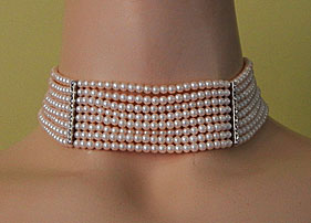 a beautiful vintage costume jewelry necklace