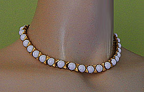a beautiful vintage costume jewelry necklace